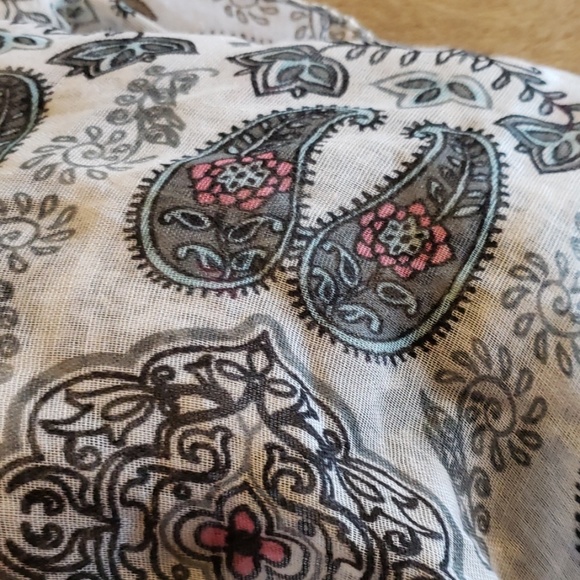 Various infinity scarves - Picture 4 of 4